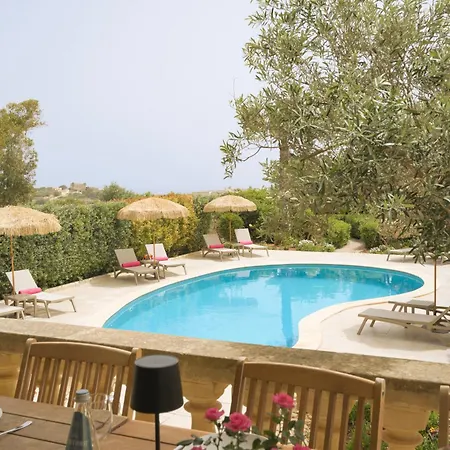 Joanna Guest house 4*